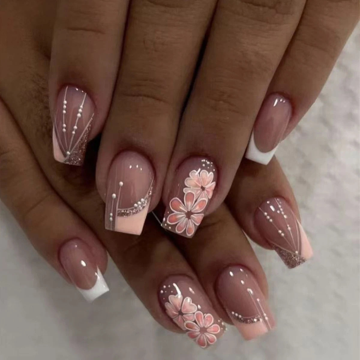 24pcs 3D Flower Press on Nails French Square False Nails Wearable Stick-on Nail Fake Nails Uñas Postizas Накладные Ногти 네일팁