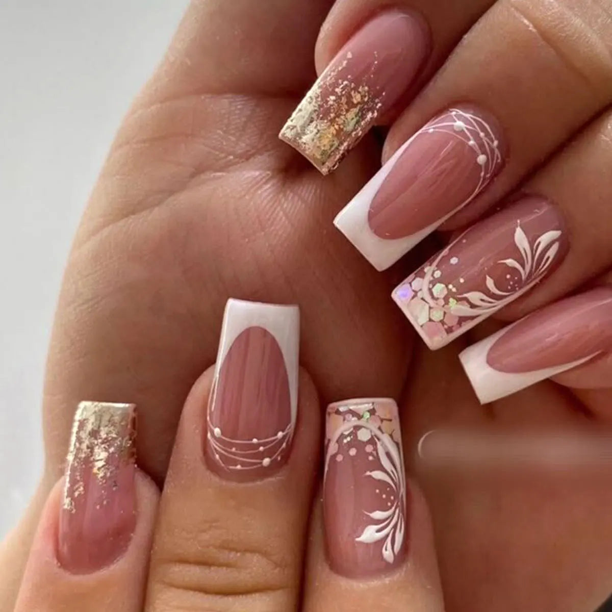 24pcs 3D Flower Press on Nails French Square False Nails Wearable Stick-on Nail Fake Nails Uñas Postizas Накладные Ногти 네일팁