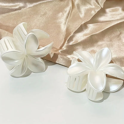 1pc Acrylic Flower Hair Claw, Elegant & Chic, Large Size, Floral Design, Versatile Hair Accessory for Half-Up Hairstyles
